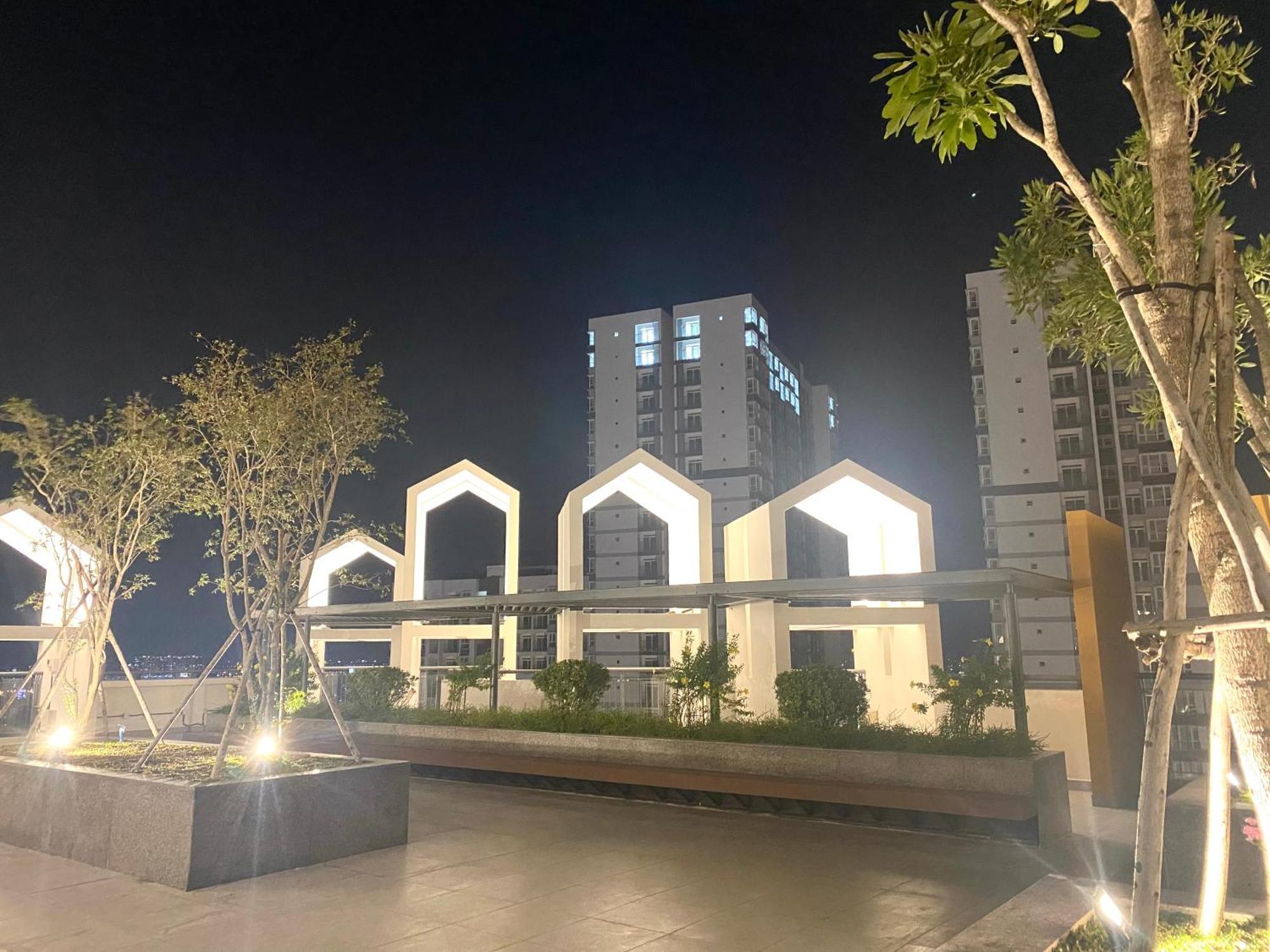 Luxury Apartment Asiana Capella Trung Tam Cho Lon Хошимин Екстериор снимка